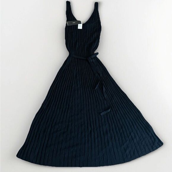 Banana Republic Sweater Dress Pleated Maxi Black Tie Waist Stretch Sz SP - Picture 2 of 11